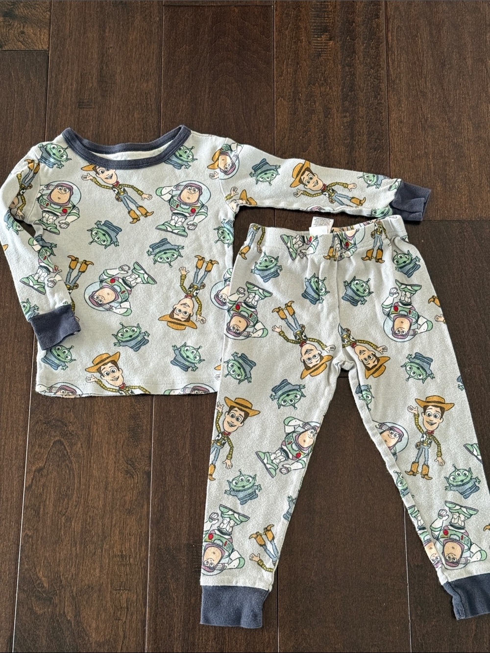 Toy Story Gender Neutral Kids Cotton Pajama Set - Light Gray with Blue Cuffs
